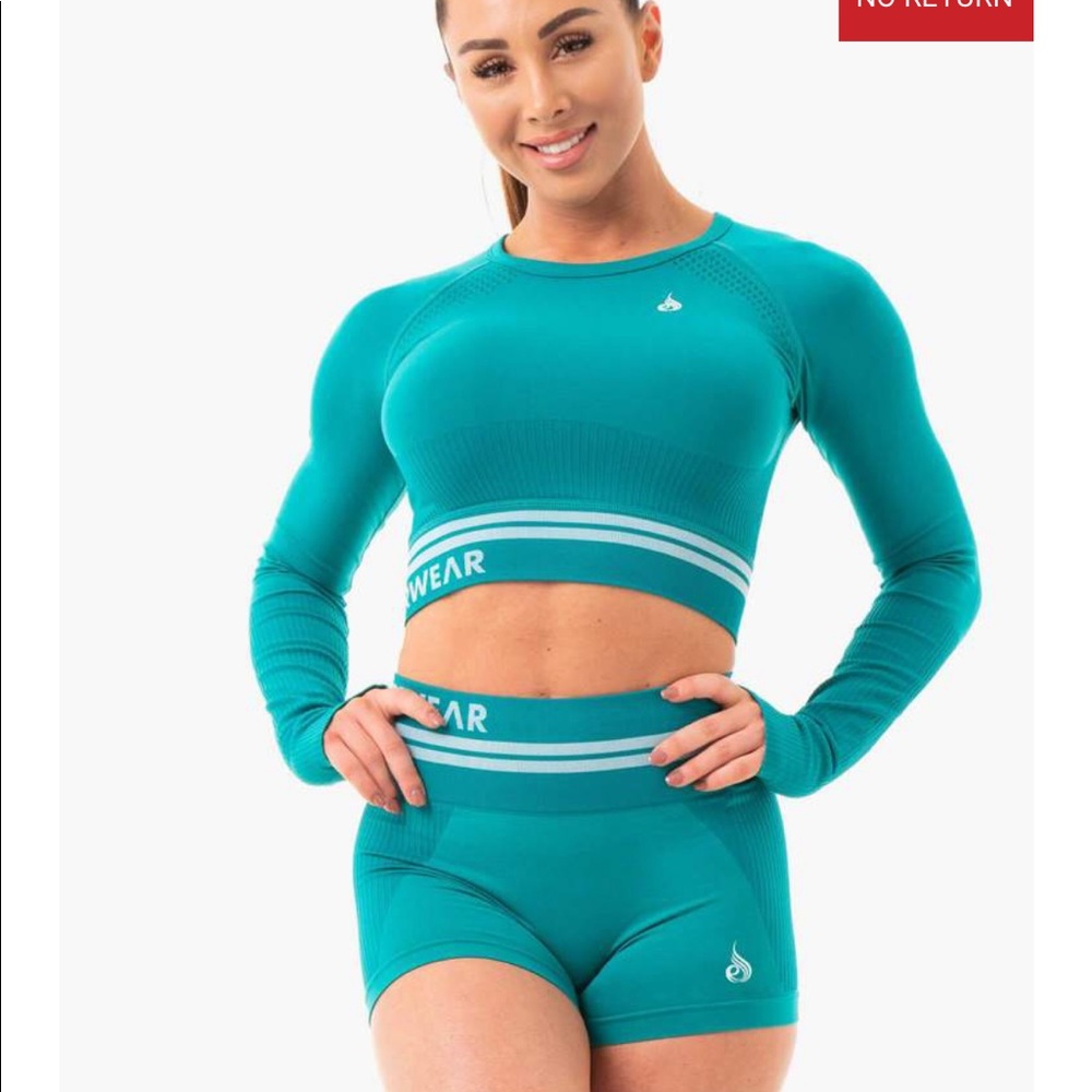 Ryderwear teal workout crop top long sleeve